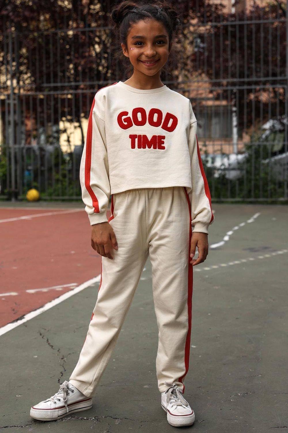 Street Monkey - Tuta Sportiva per Bambini con Scritta 'Good Time', Felpa e Pantaloni, Bianco Crema con Strisce Rosse